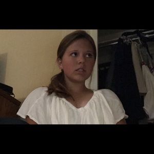 Meet your Posher, Demi